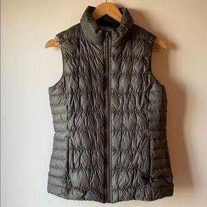 Athleta goose down zip up vest